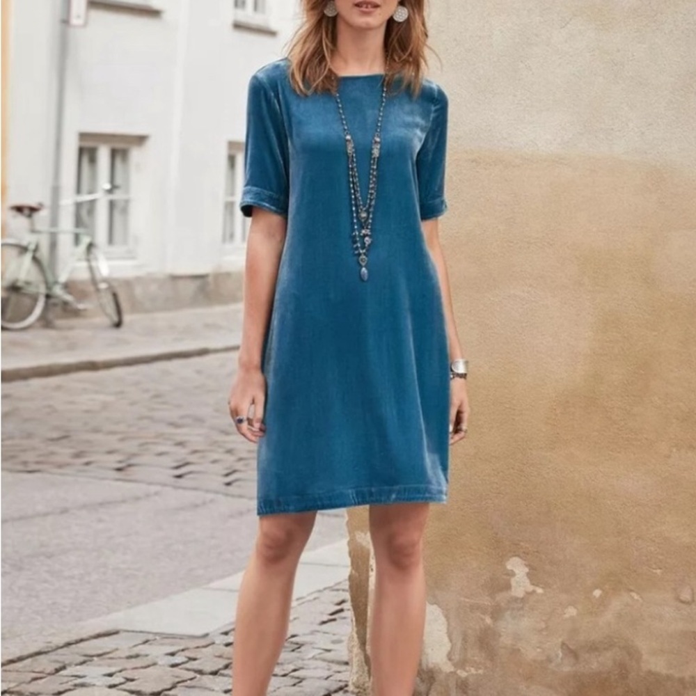 SUNDANCE “Best Spring Velvet Dress Ever"